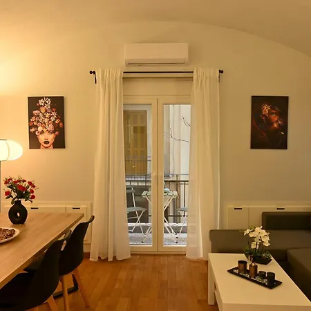 Downtown Superior 公寓 *